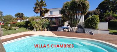 Villa - 140 m² - 6 pièces