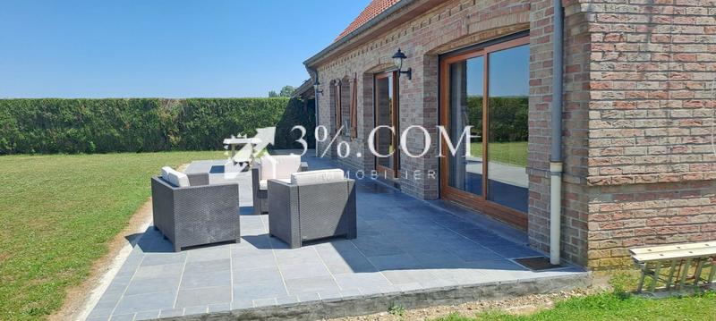 Maison - 136 m² - 9 pièces
