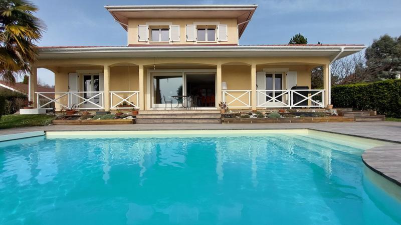 Maison contemporaine - 122 m² - 5 pièces