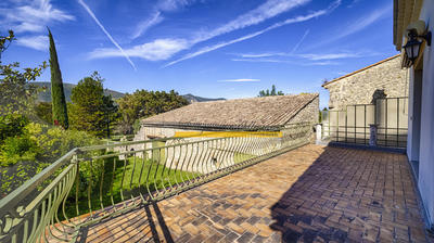 Maison - 293 m² - 13 pièces