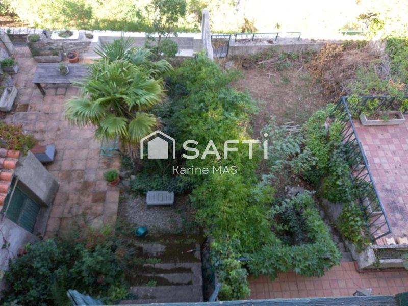 Maison - 147 m² - 8 pièces