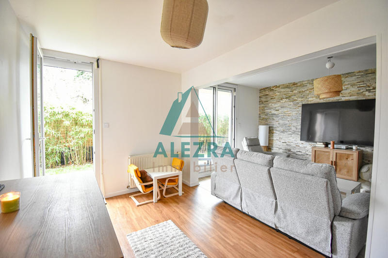 Appartement - 80 m² - 4 pièces