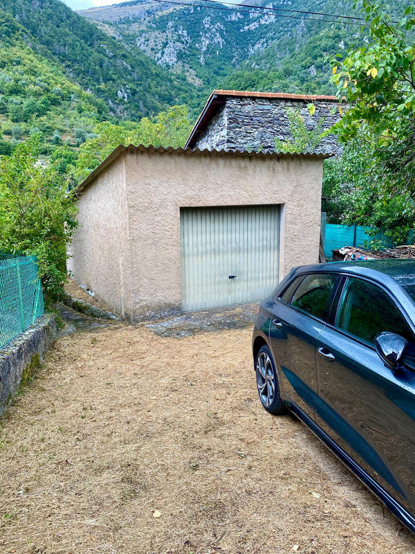 Maison - 209 m² - 7 pièces