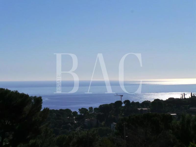 Villa - 330 m² - 8 pièces