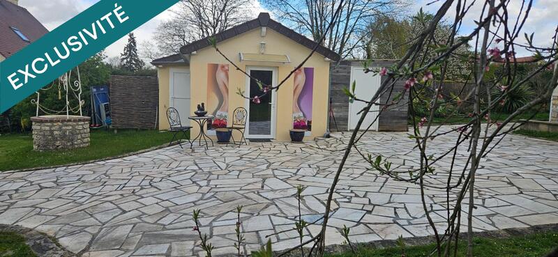 Maison - 200 m² - 6 pièces