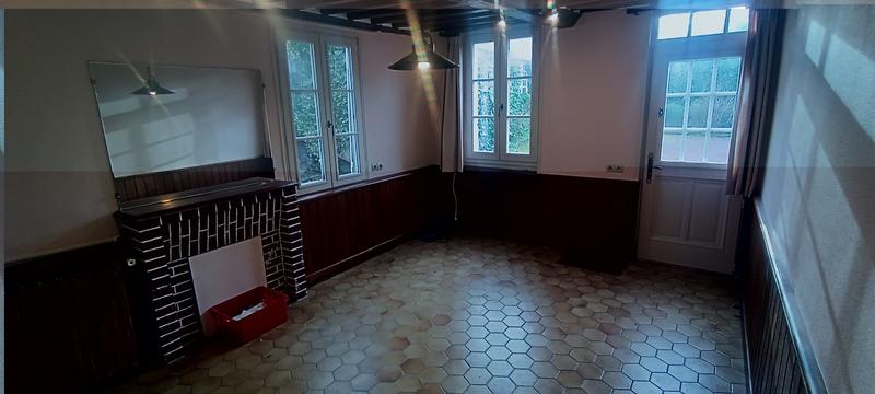 Maison - 183 m² - 9 pièces