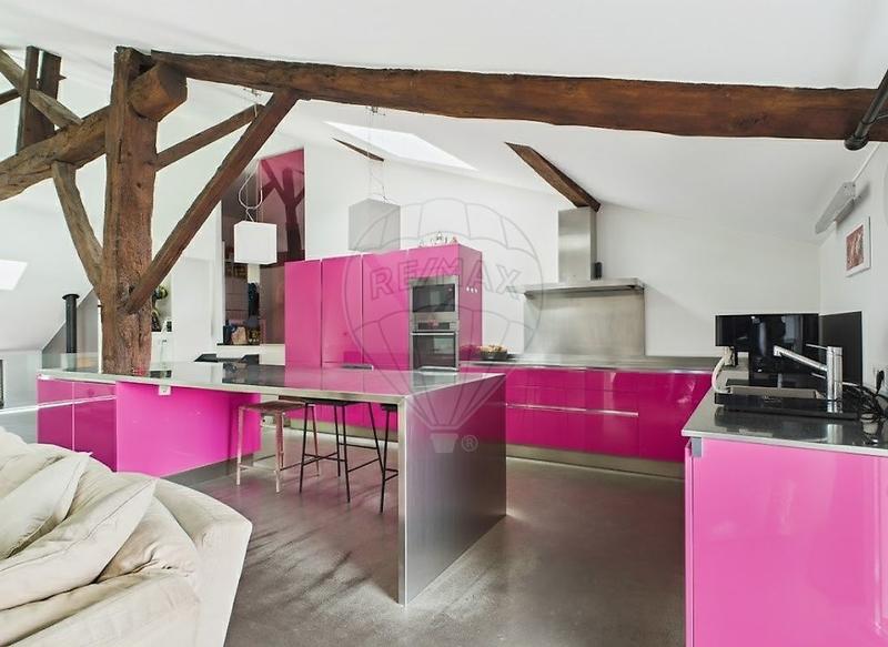 Maison - 230 m² - 8 pièces