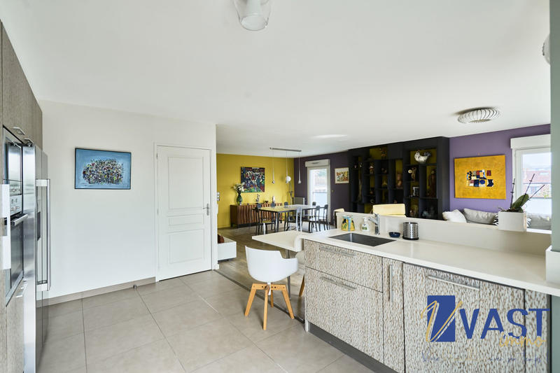 Appartement - 110 m² - 3 pièces