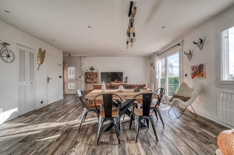 Maison - 85 m² - 4 pièces