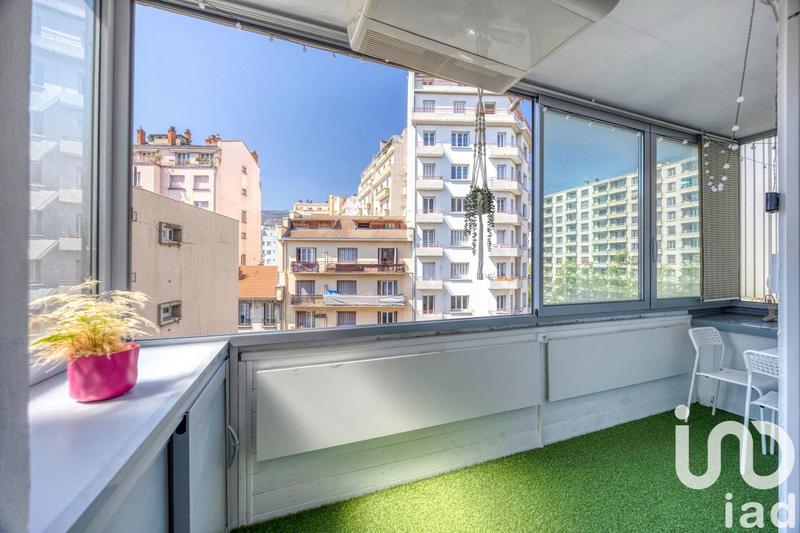 Appartement - 70 m² - 4 pièces