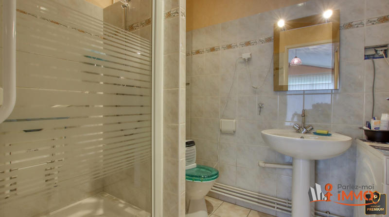 Maison - 107 m² - 6 pièces