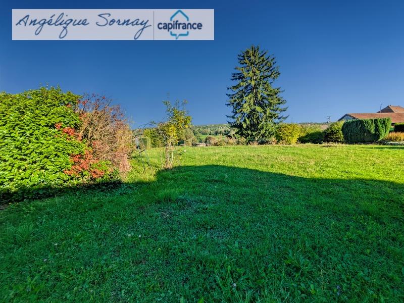 Maison de village - 242 m² - 6 pièces