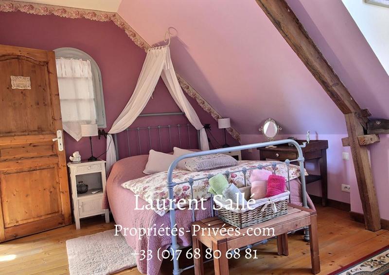 Moulin - 621 m² - 16 pièces