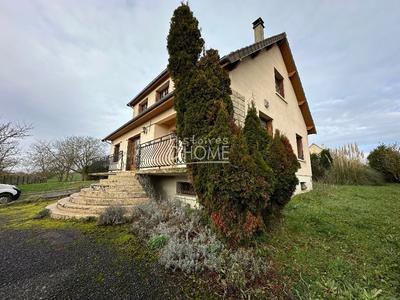 Pavillon - 140 m² - 6 pièces