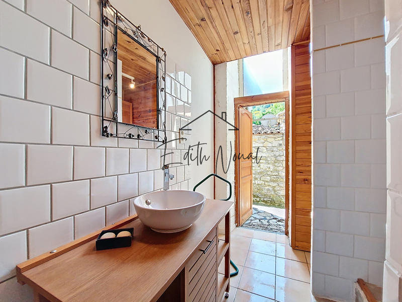 Maison de village - 71 m² - 2 pièces