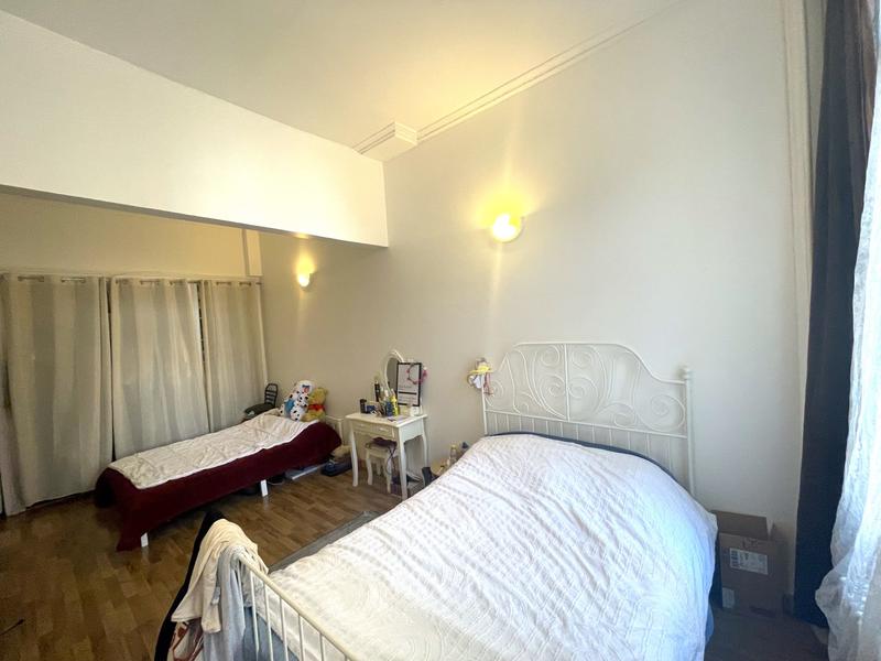 Appartement - 140 m² - 5 pièces