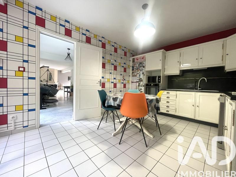 Maison - 190 m² - 9 pièces