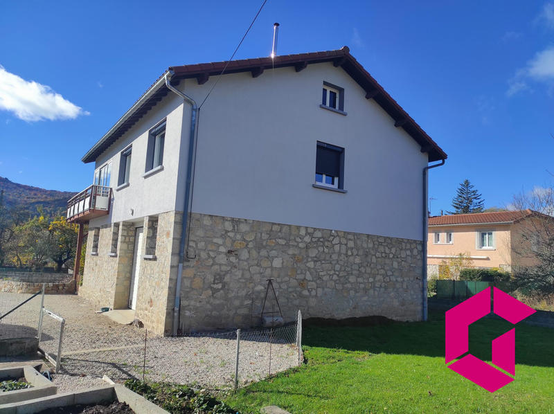 Maison - 125 m² - 6 pièces