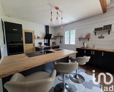 Maison - 159 m² - 6 pièces