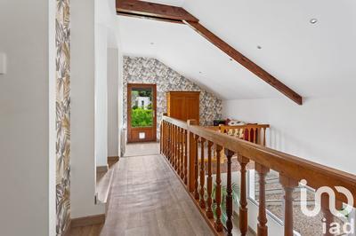 Maison - 200 m² - 6 pièces