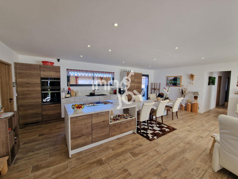 Maison - 129 m² - 4 pièces