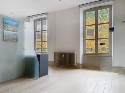 Local d'activité / Entrepôt - 56 m² - 2 pièces