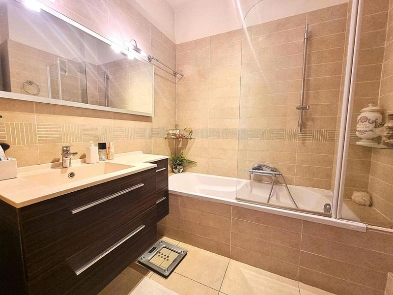 Appartement - 112 m² - 5 pièces