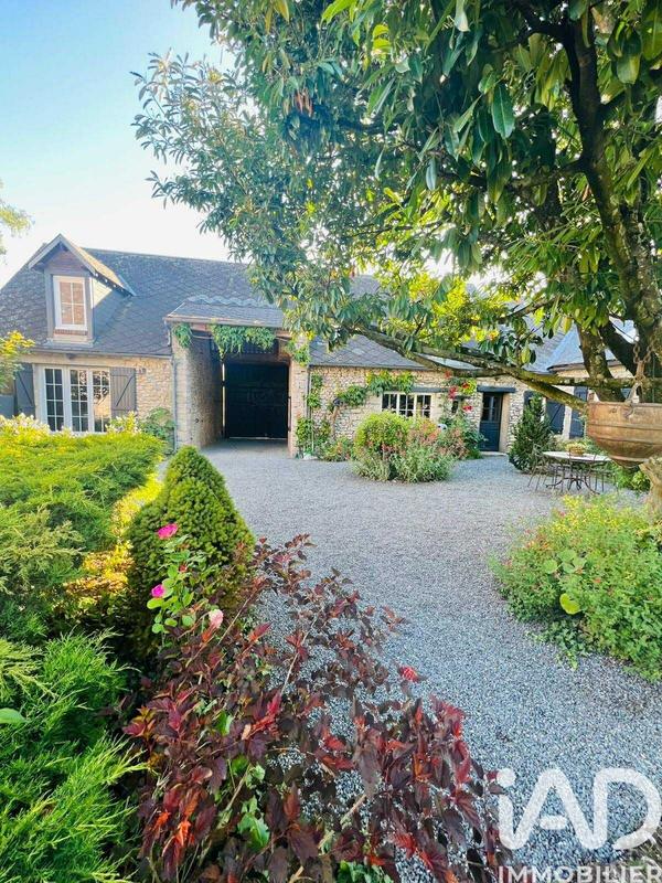 Maison - 139 m² - 5 pièces