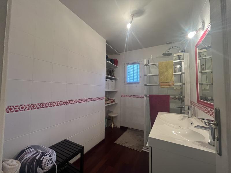 Maison - 159 m² - 7 pièces