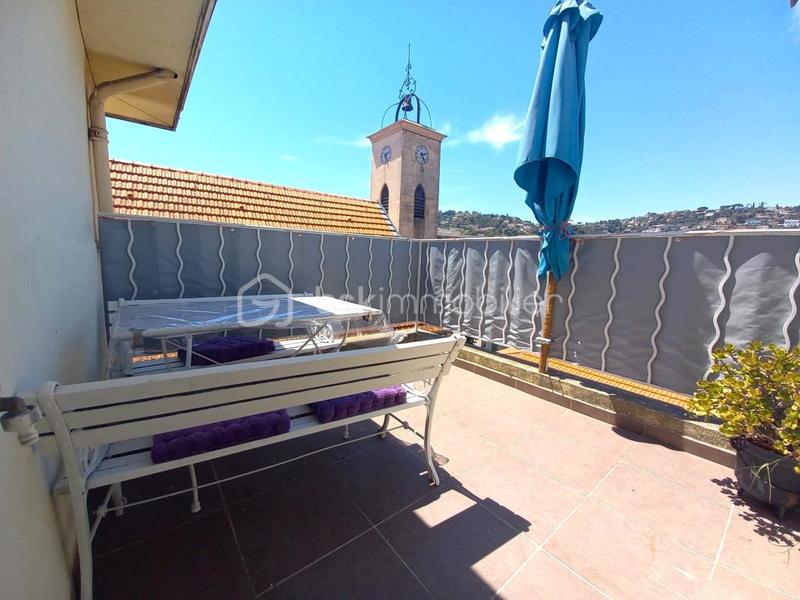 Demeure - 240 m² - 12 pièces