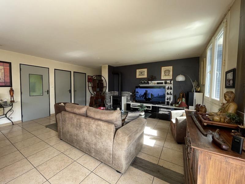 Maison - 110 m² - 6 pièces