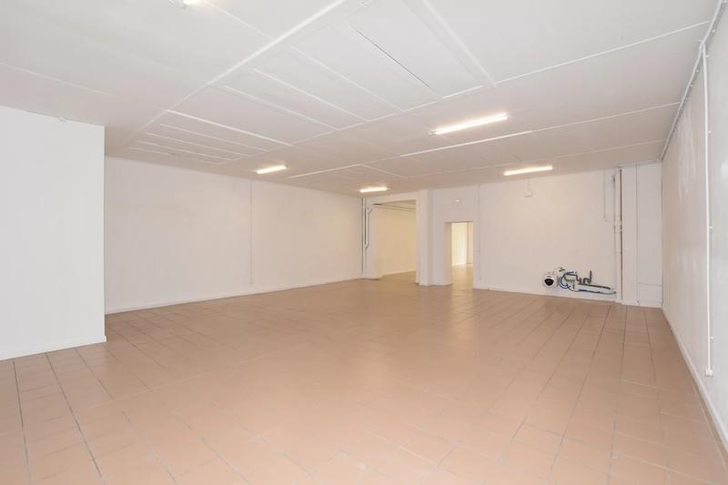 Local commercial - 192 m² - 4 pièces