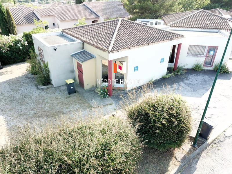 Villa - 339 m² - 10 pièces