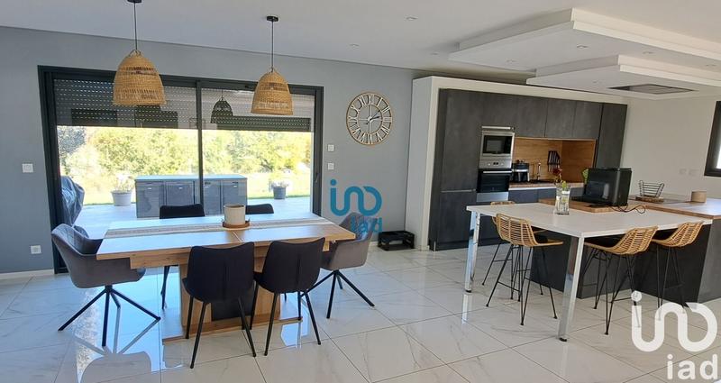 Maison - 149 m² - 5 pièces