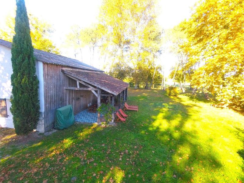 Propriété - 265 m² - 10 pièces