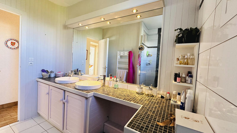 Maison - 135 m² - 8 pièces