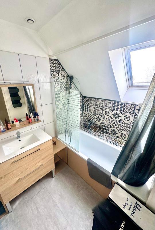 Maison - 81 m² - 4 pièces