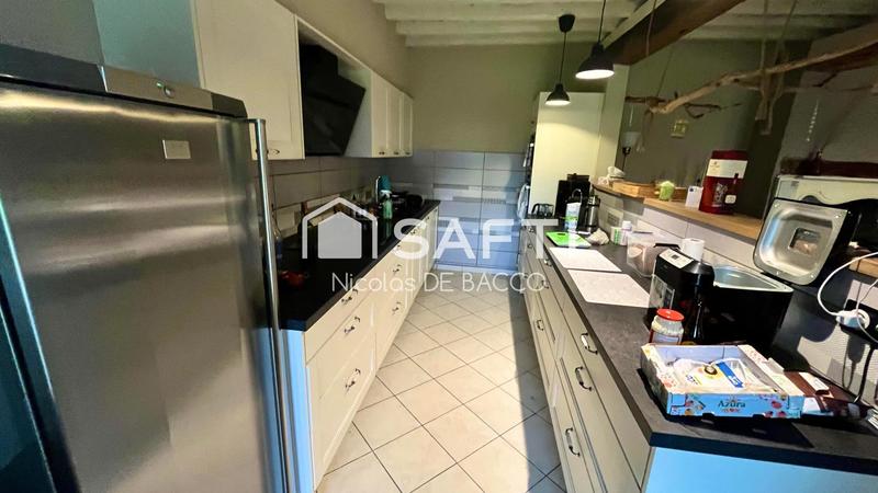 Maison - 350 m² - 8 pièces