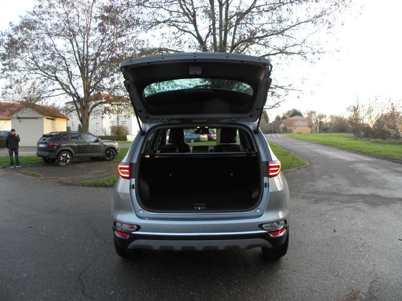 Kia Sportage 1.6 CRDi 116 Ch Mhev Design 2wd / 6