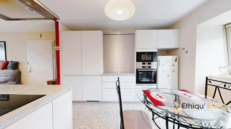 Appartement - 76 m² - 3 pièces