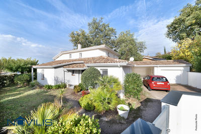 Villa - 182 m² - 5 pièces