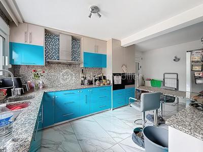 Pavillon - 120 m² - 5 pièces