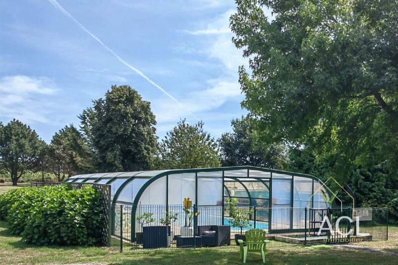 Propriété - 423 m² - 19 pièces