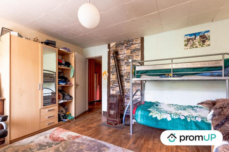 Maison - 200 m² - 7 pièces