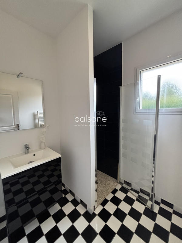 Maison - 190 m² - 6 pièces