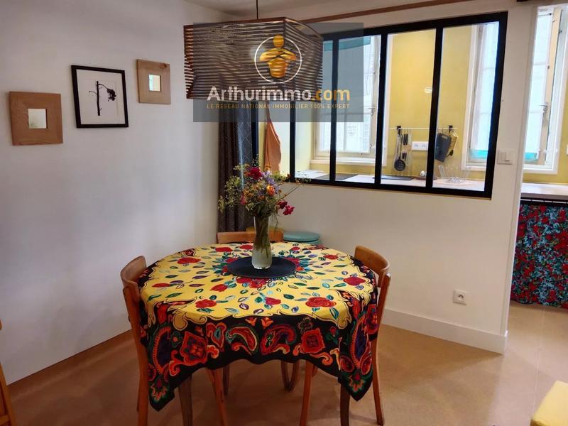 Maison - 195 m² - 7 pièces