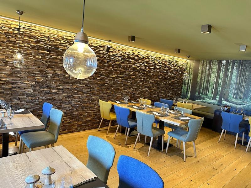 Local commercial - 238 m² - 4 pièces