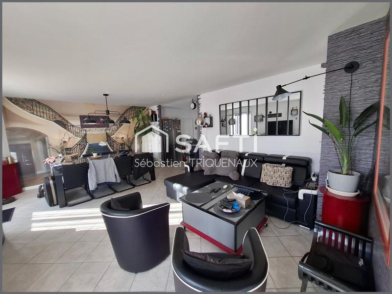 Maison - 96 m² - 4 pièces