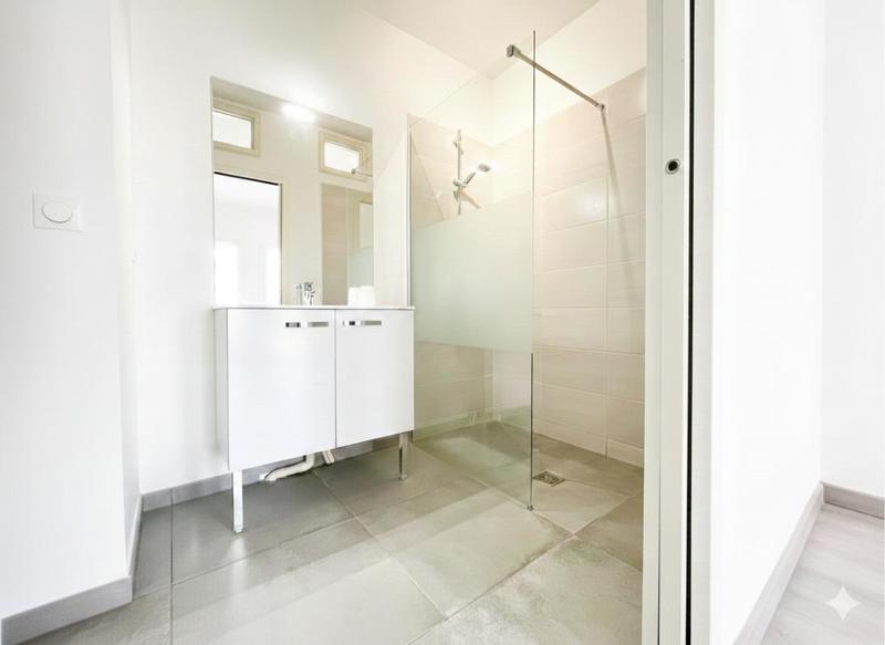 Appartement - 151 m² - 5 pièces