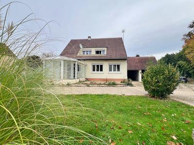 Maison traditionnelle - 127 m² - 7 pièces